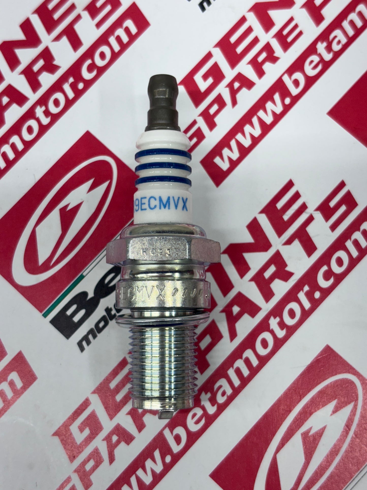 BETA OEM SPARK PLUG BR9 ECMVX