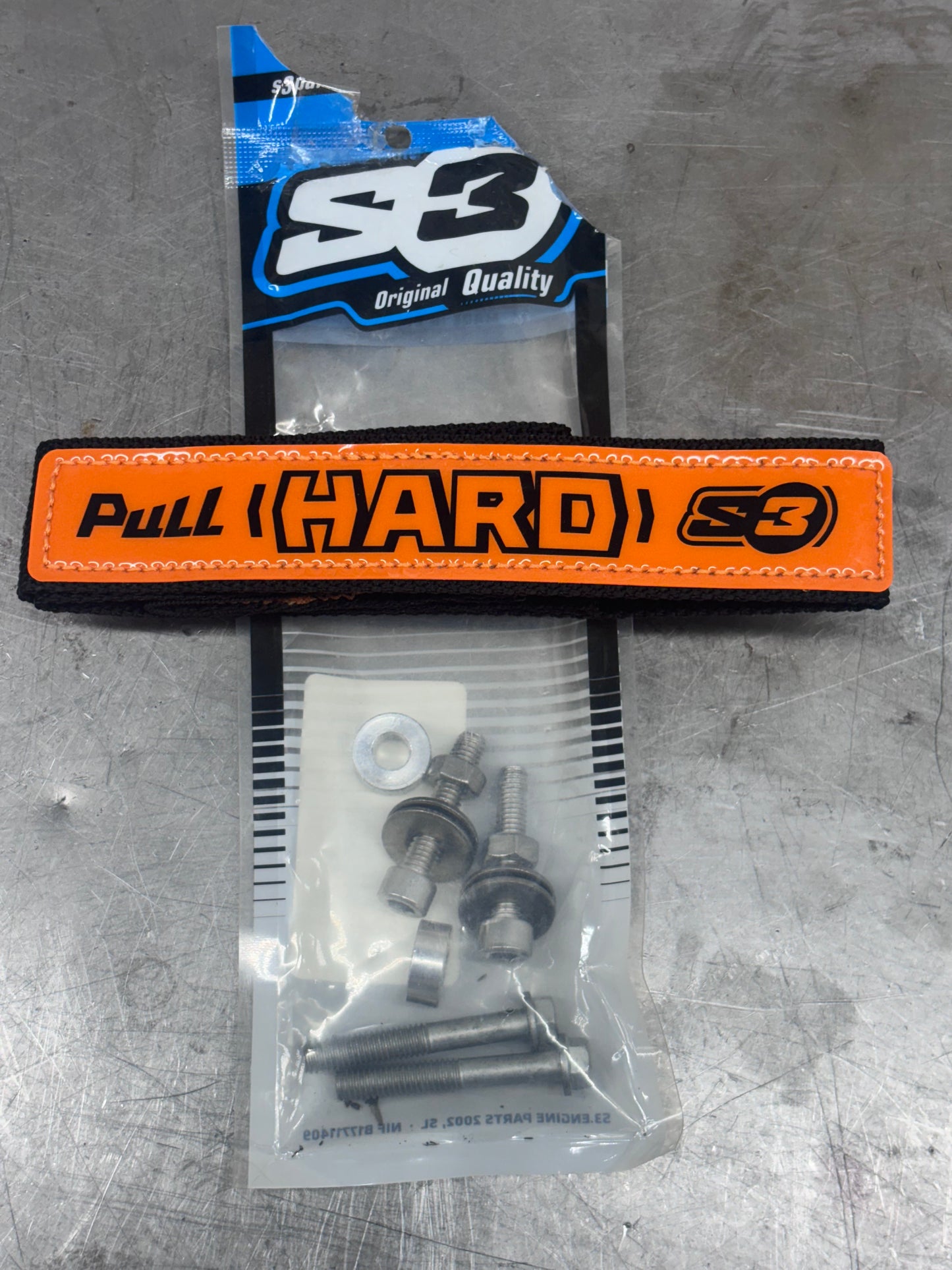 S3 REAR STRAP ORANGE LONG OPENED BOX