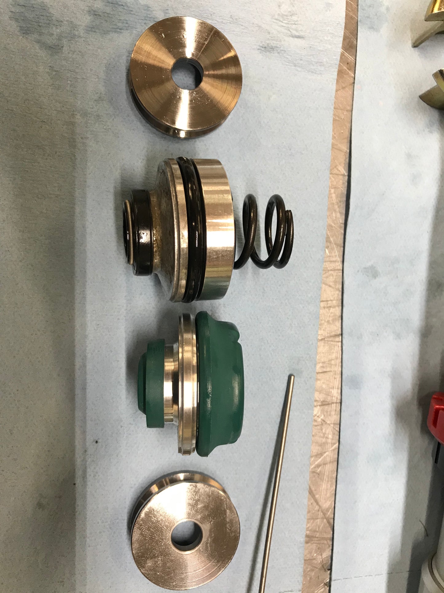 SKF Shock Seal Head Unit